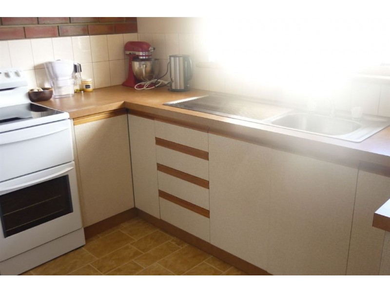 4/17 Seventh Ave, Ascot Park SA 5043