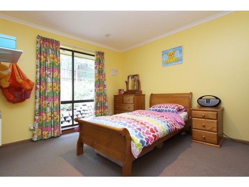 4 Cormorant Avenue, Flagstaff Hill SA 5159