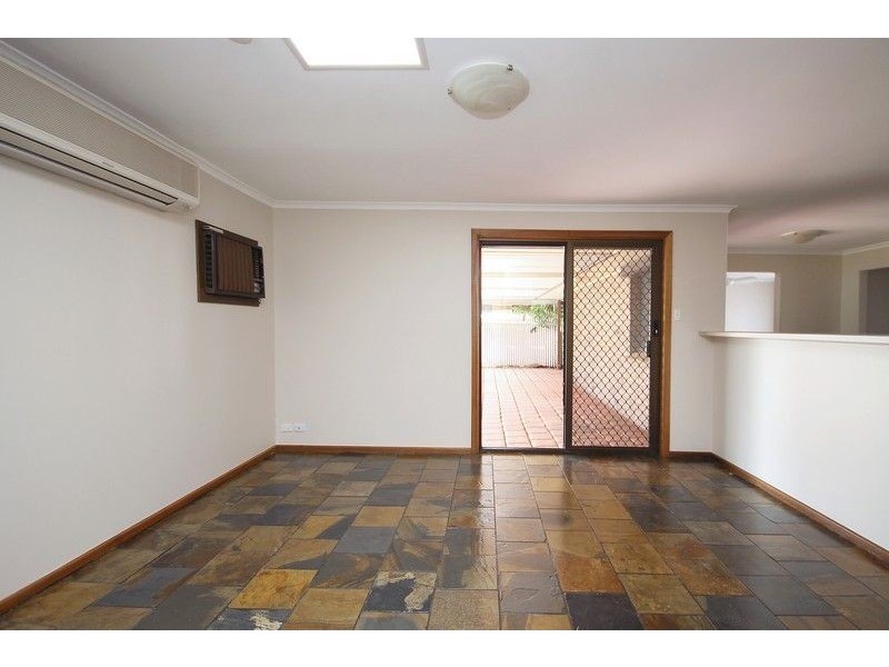 12 Lyndon Road, Paralowie SA 5108