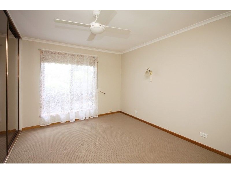 12 Lyndon Road, Paralowie SA 5108