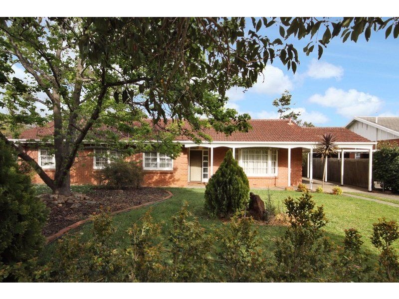 3 Yulinda Terrace, Lower Mitcham SA 5062