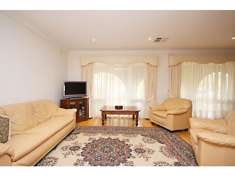 27 Day Drive, Pasadena SA 5042