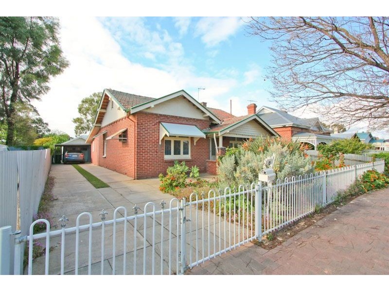 62 Addison Road, Black Forest SA 5035