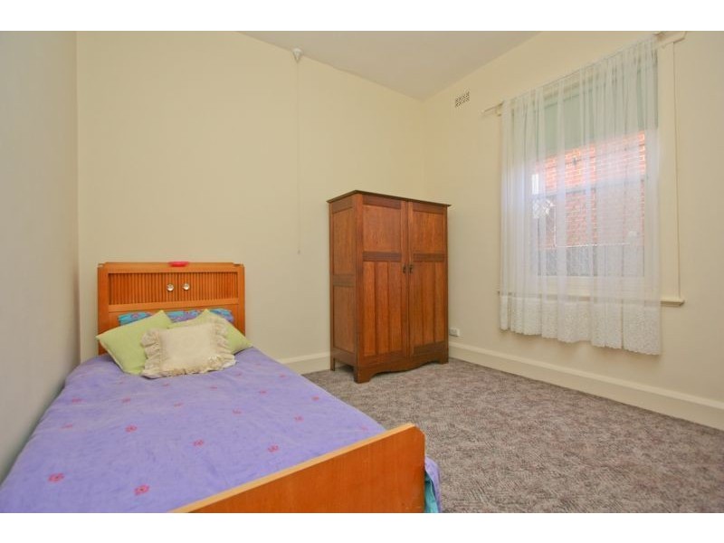 62 Addison Road, Black Forest SA 5035