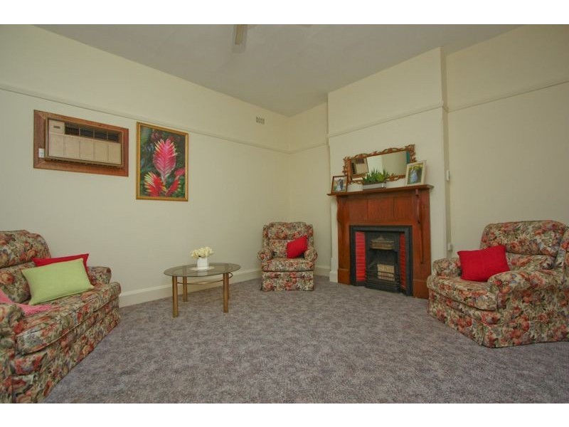 62 Addison Road, Black Forest SA 5035