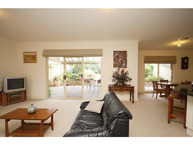 15 Price Avenue, Lower Mitcham SA 5062