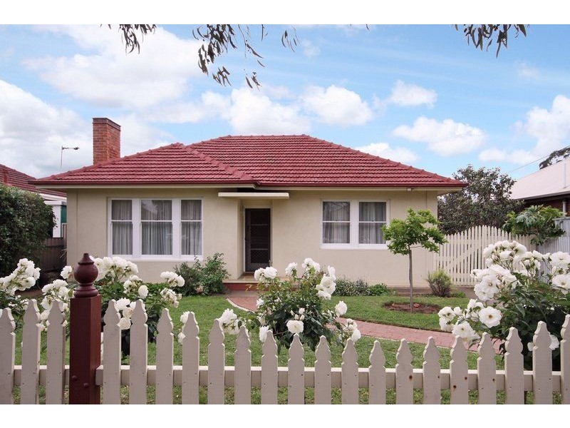 80 Avenue Road, Clarence Gardens SA 5039