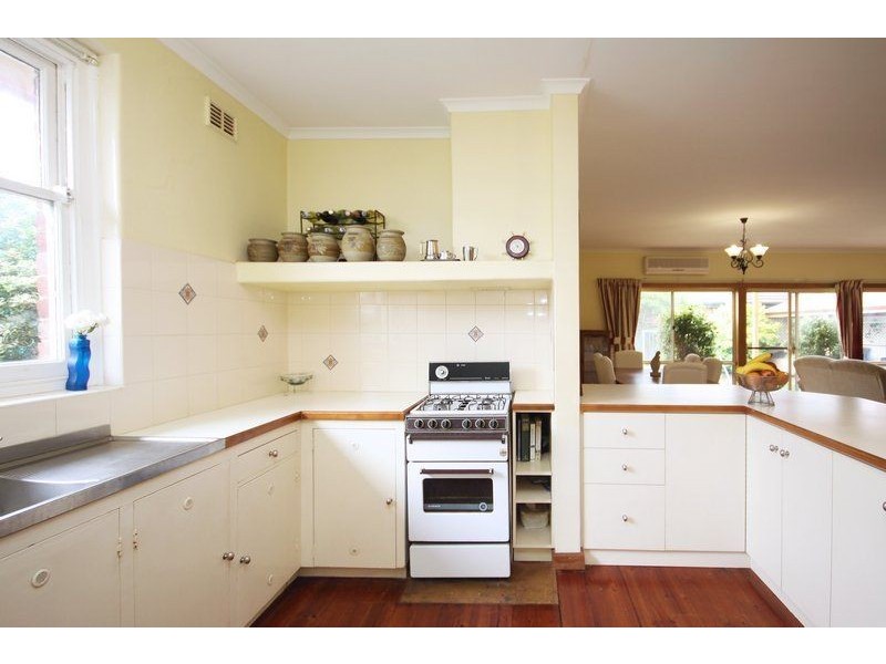 80 Avenue Road, Clarence Gardens SA 5039