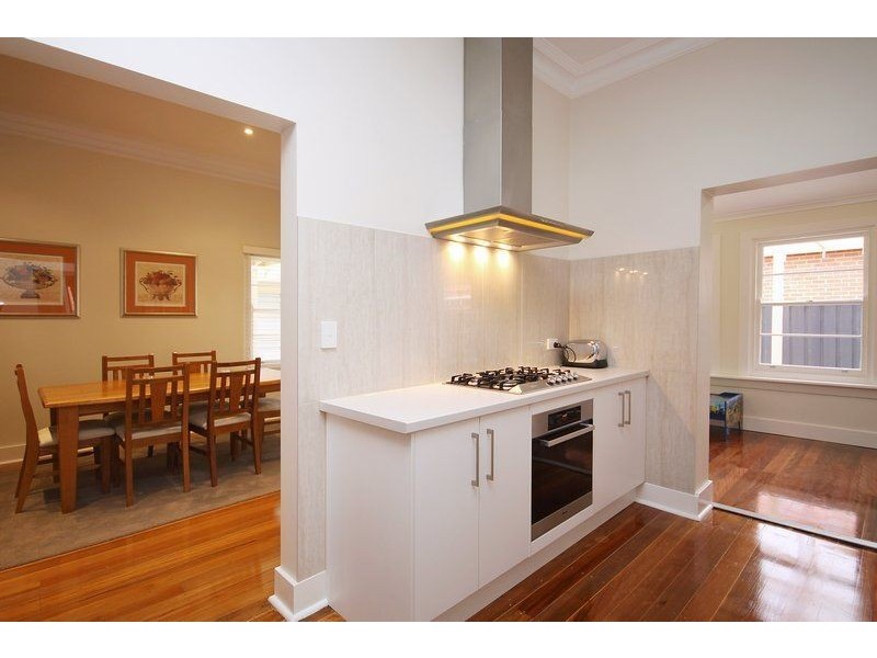 24 King Edward Avenue, Hawthorn SA 5062