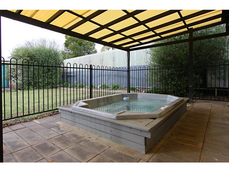 66 Kingston Avenue, Daw Park SA 5041