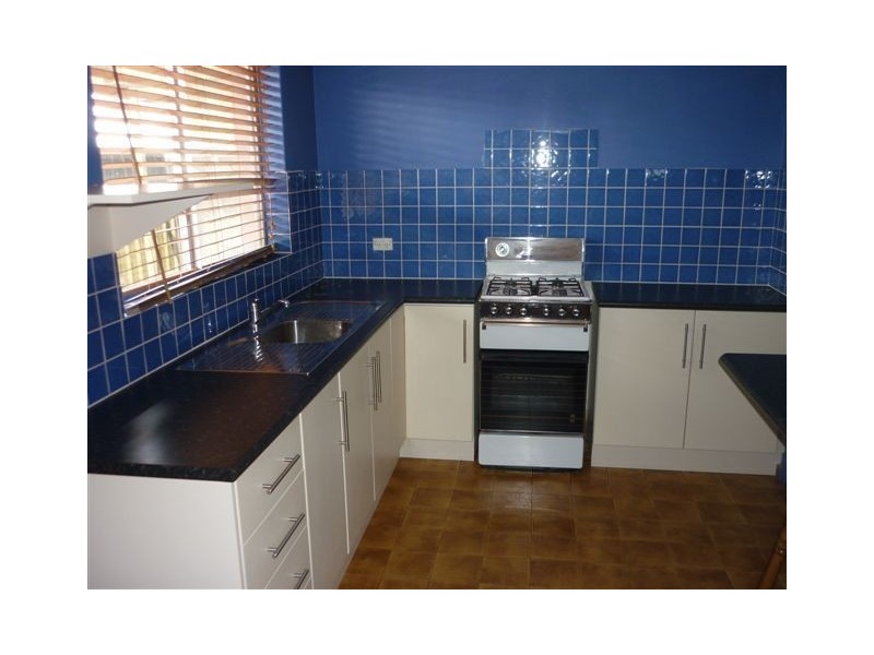 2/9 Lorraine Avenue, Clarence Park SA 5034