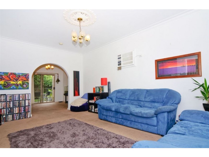 2/6 Brenchley Grove, Kingswood SA 5062