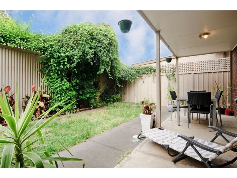 2/6 Brenchley Grove, Kingswood SA 5062