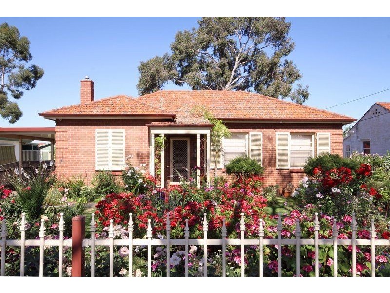 8 Romsey Grove, Melrose Park SA 5039