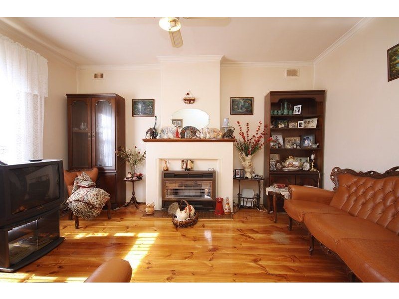 8 Romsey Grove, Melrose Park SA 5039