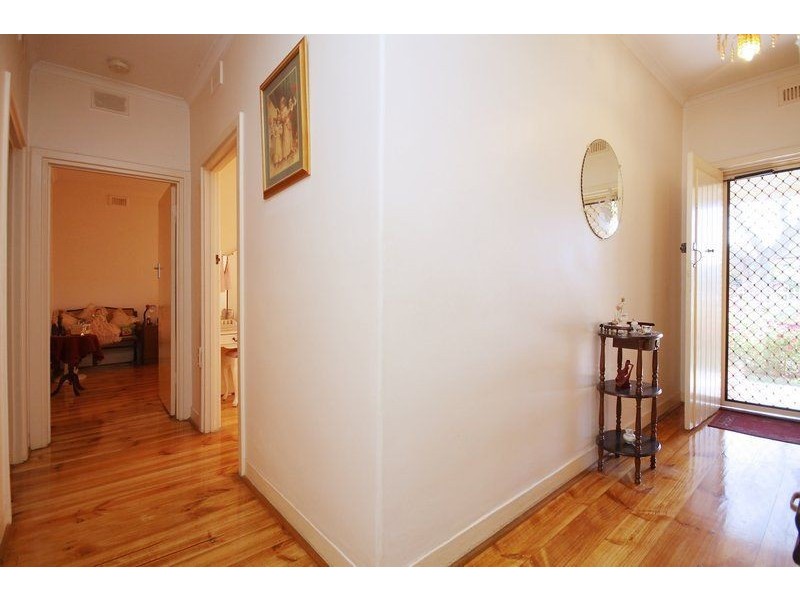 8 Romsey Grove, Melrose Park SA 5039