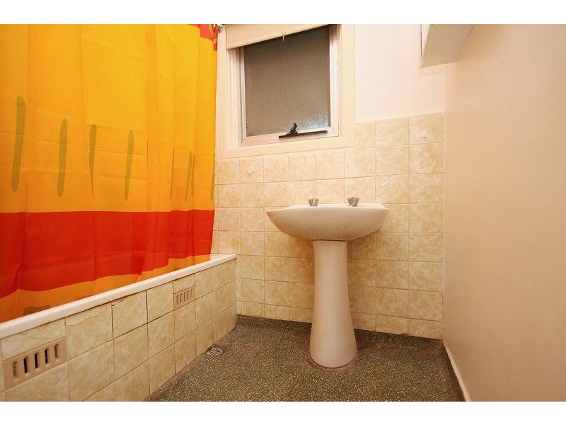 8 Romsey Grove, Melrose Park SA 5039