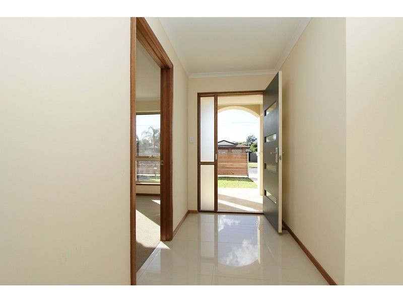 85 Gladstone Road, Mansfield Park SA 5012