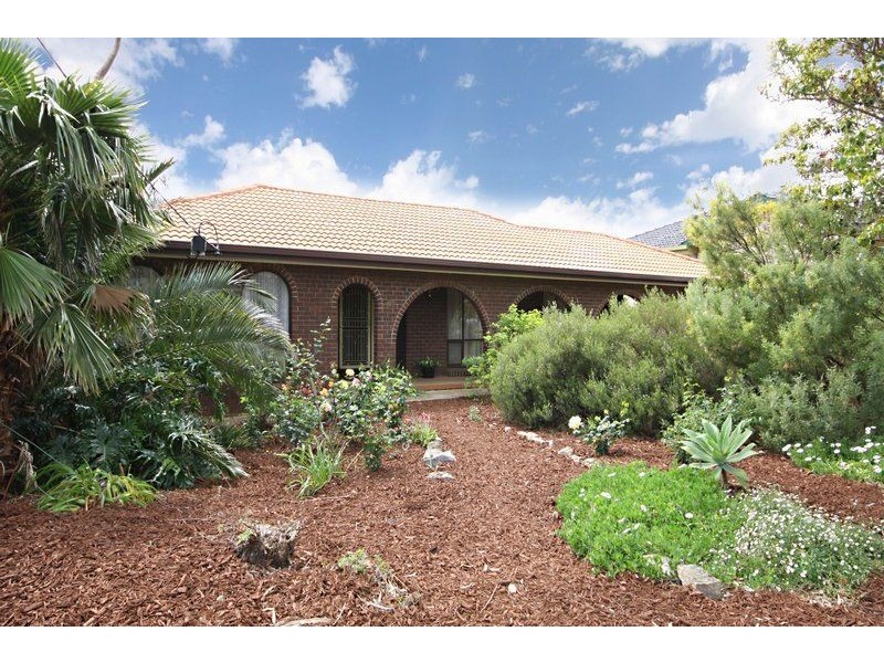 27 Day Drive, Pasadena SA 5042