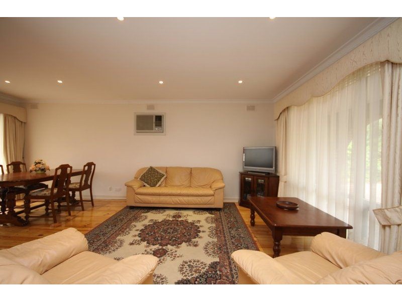 27 Day Drive, Pasadena SA 5042