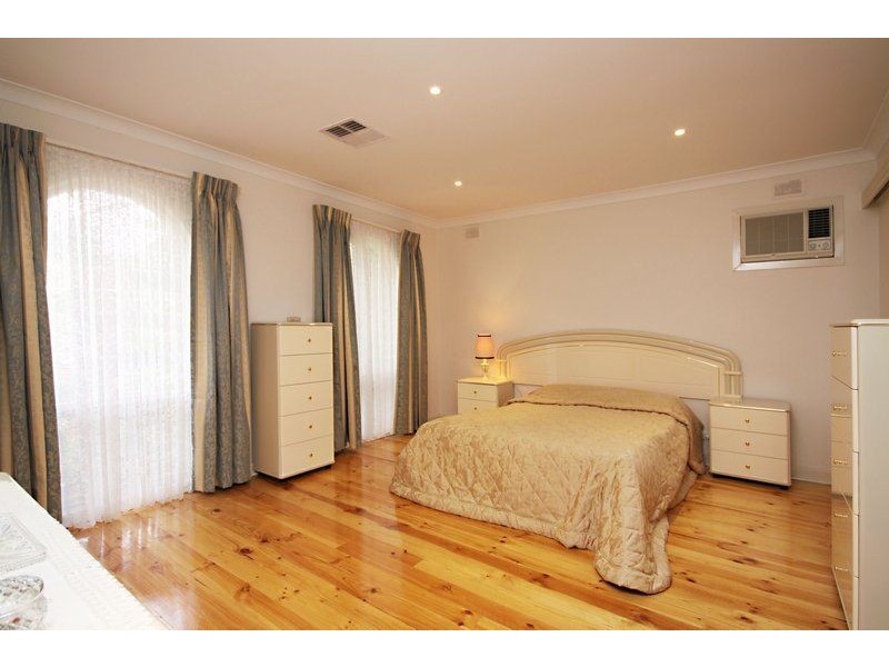 27 Day Drive, Pasadena SA 5042