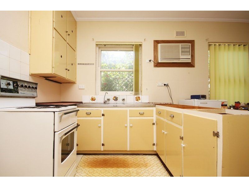 110 Crozier Ave, Melrose Park SA 5039