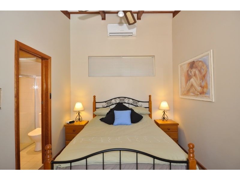 10 Hillsdale Avenue, Coromandel Valley SA 5051