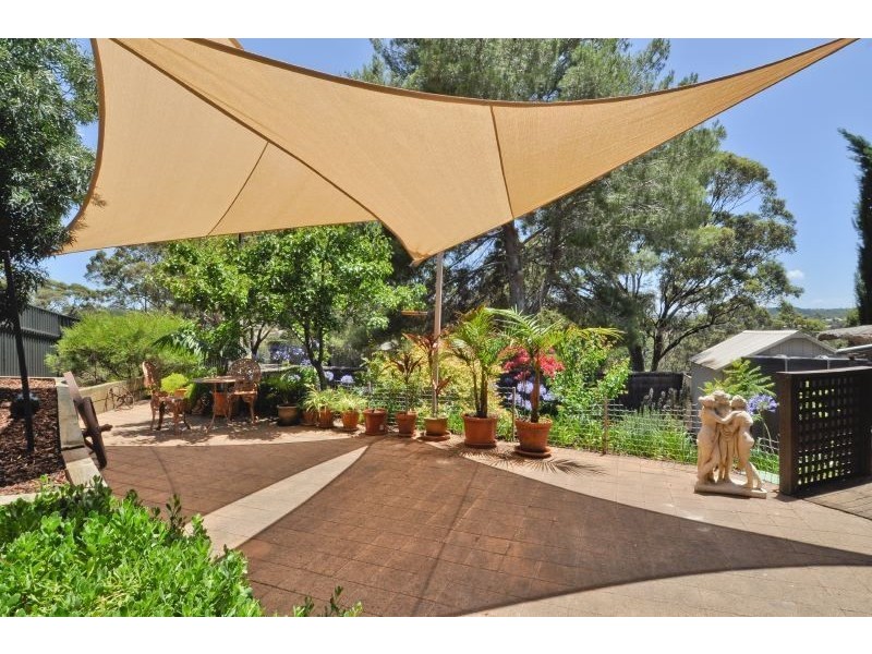 10 Hillsdale Avenue, Coromandel Valley SA 5051