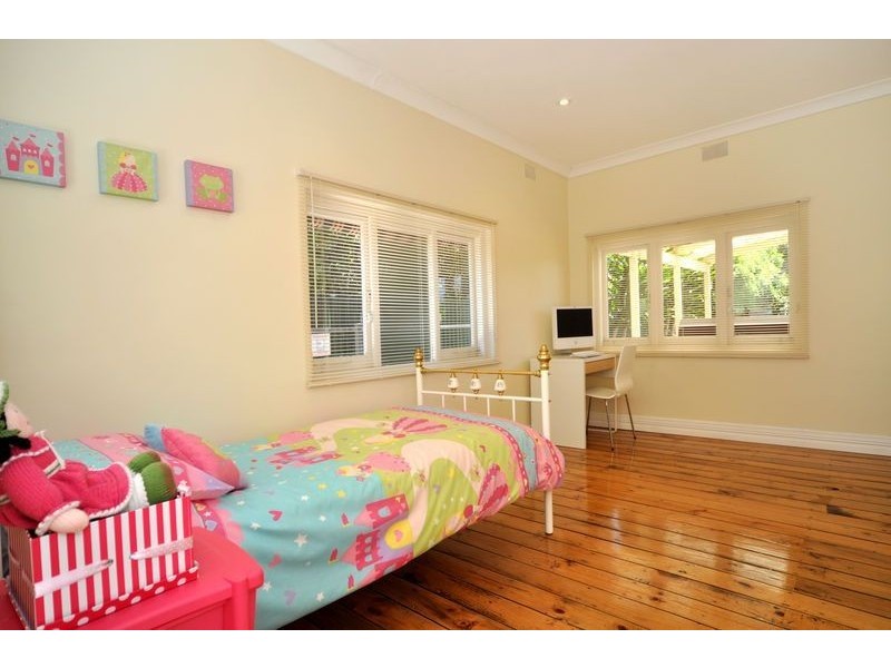 36 Forest Avenue, Black Forest SA 5035