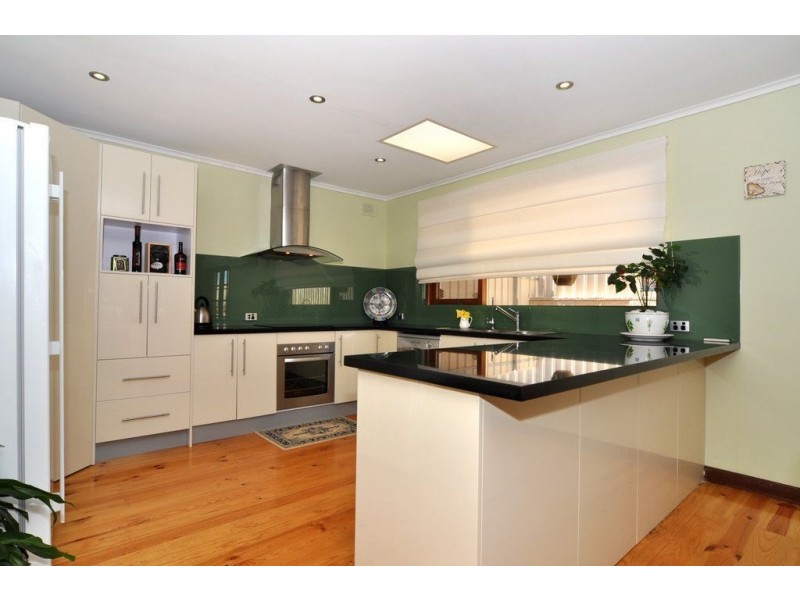 21 Sleeps Hill Drive, Panorama SA 5041