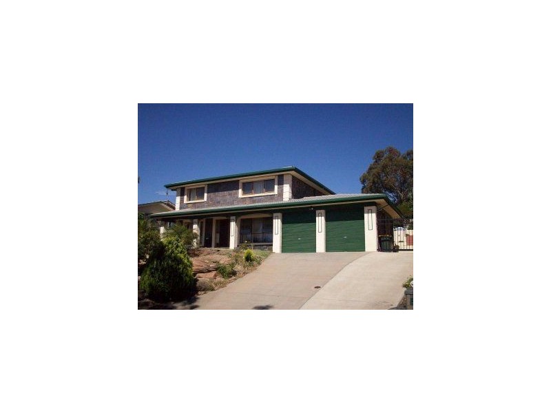 10 Mayflower Crescent, Hallett Cove SA 5158