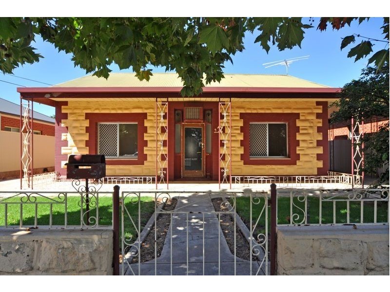 9 Falcon Avenue, Mile End SA 5031