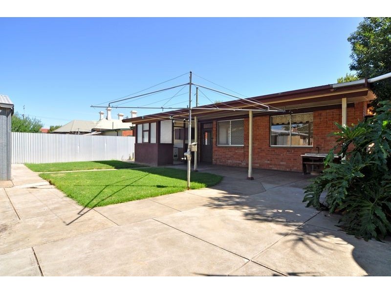 9 Falcon Avenue, Mile End SA 5031