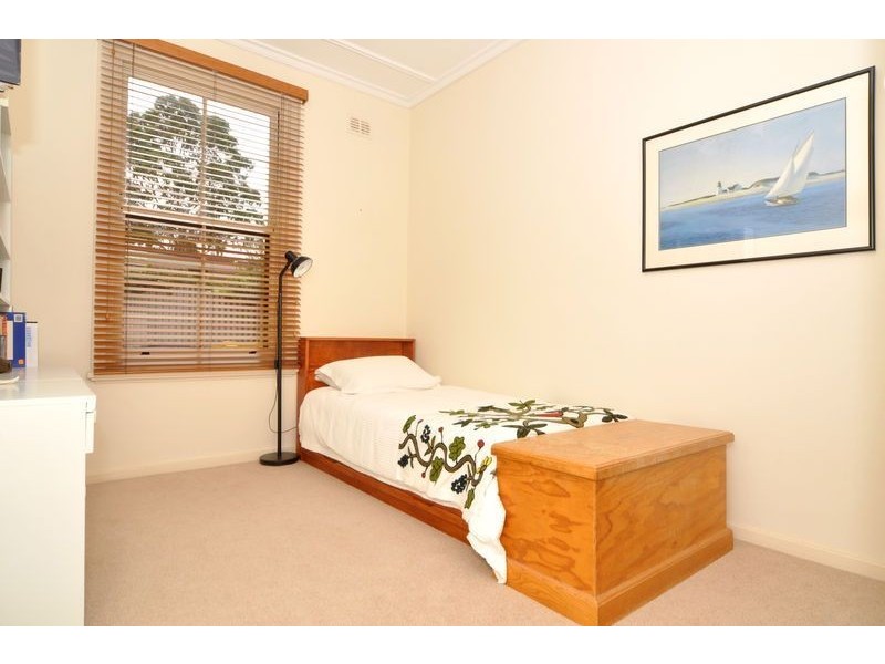 9 Dunrobin Street, Black Forest SA 5035