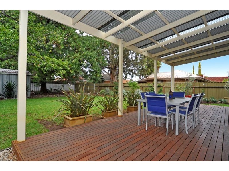 9 Dunrobin Street, Black Forest SA 5035