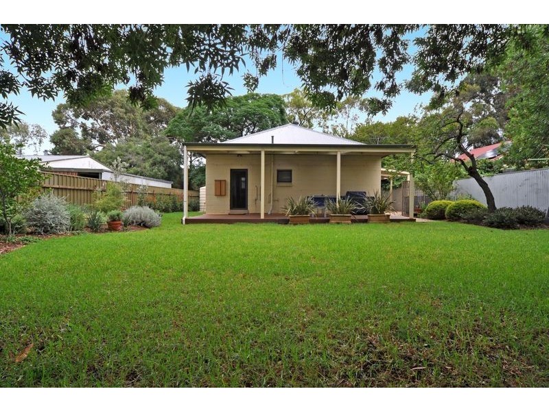 9 Dunrobin Street, Black Forest SA 5035