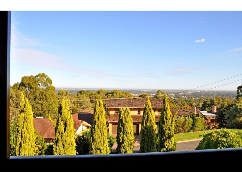 8 Beta Crescent, Panorama SA 5041