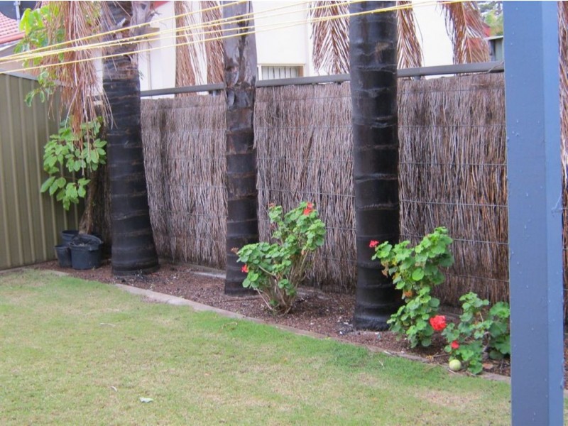 2 Southern Cross Ave, North Haven SA 5018