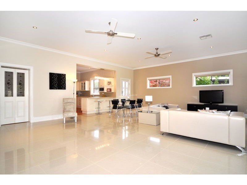 14 Ackland Avenue, Clarence Gardens SA 5039