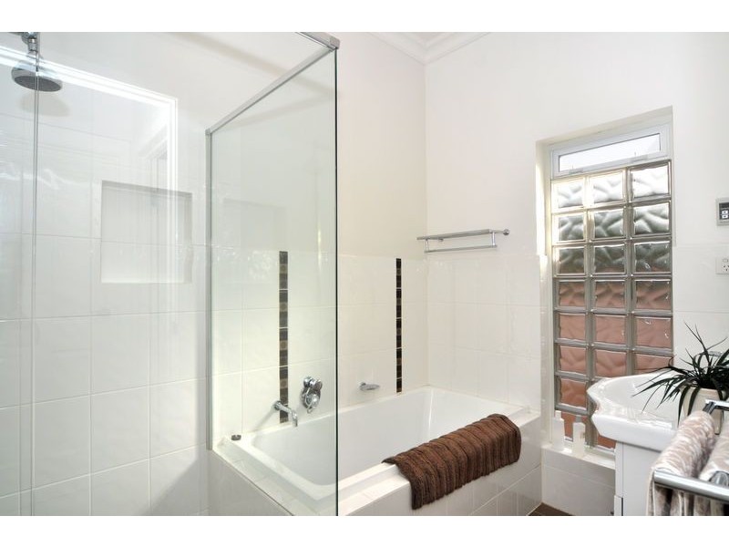 14 Ackland Avenue, Clarence Gardens SA 5039