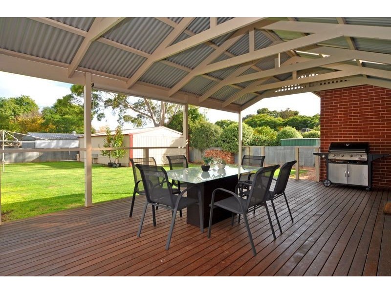 14 Ackland Avenue, Clarence Gardens SA 5039