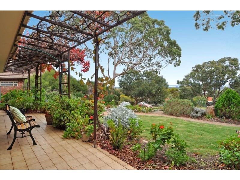 6 Kinnane Crescent, Pasadena SA 5042