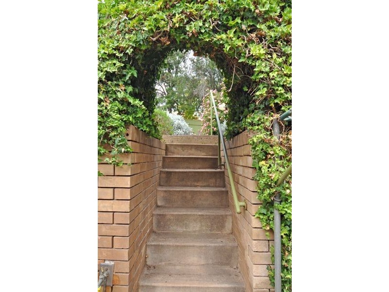 6 Kinnane Crescent, Pasadena SA 5042