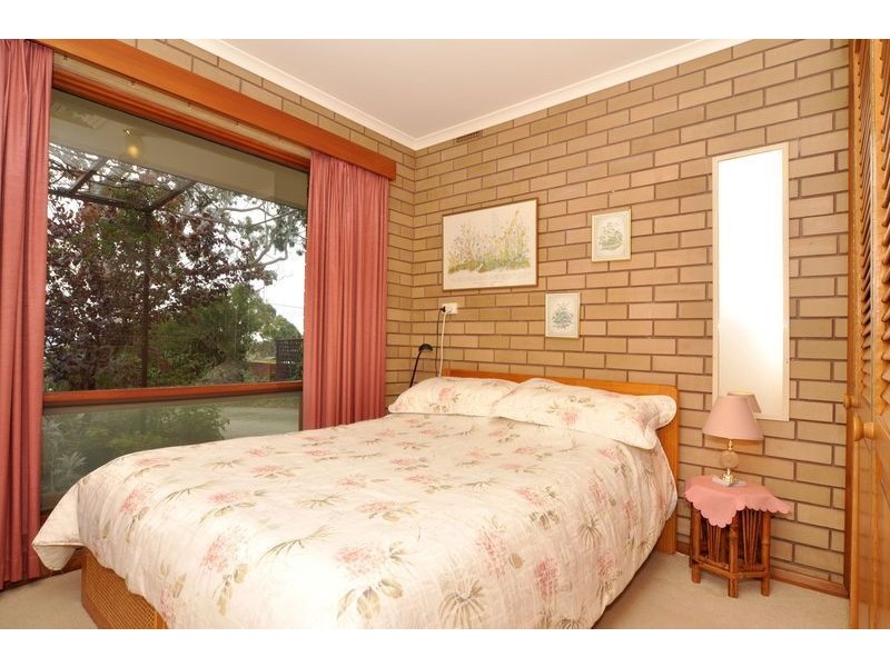 6 Kinnane Crescent, Pasadena SA 5042