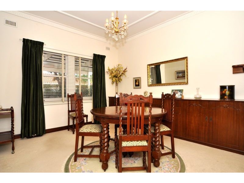 24 Edward St, Cumberland Park SA 5041