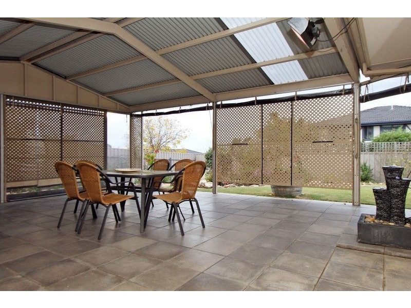 1 Churston Place, Moana SA 5169