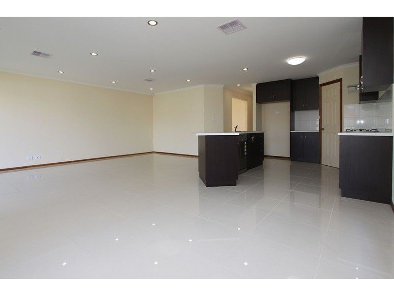 83 Gladstone Road, Mansfield Park SA 5012