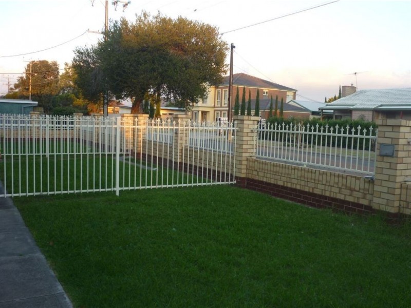 1/317 Tapleys Hill Road, Seaton SA 5023