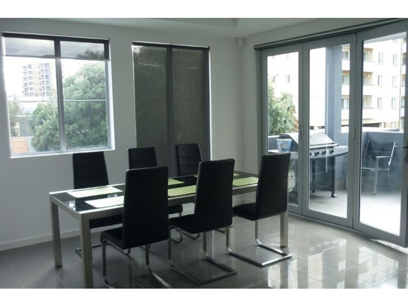 2C College St, Glenelg SA 5045