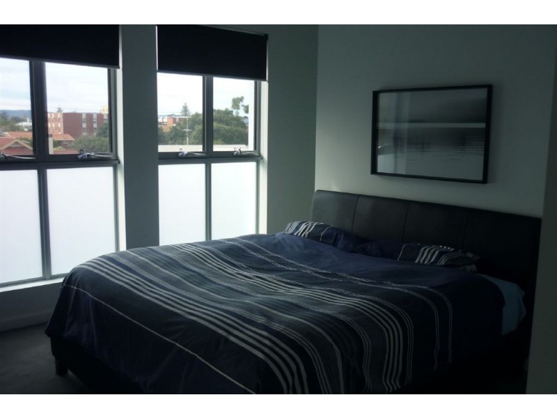 2C College St, Glenelg SA 5045